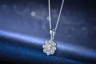 佐卡伊珠寶白18k金繾綣系列結婚定制鉆石吊墜_珠寶圖片-珠寶產品-金投珠寶-金投網